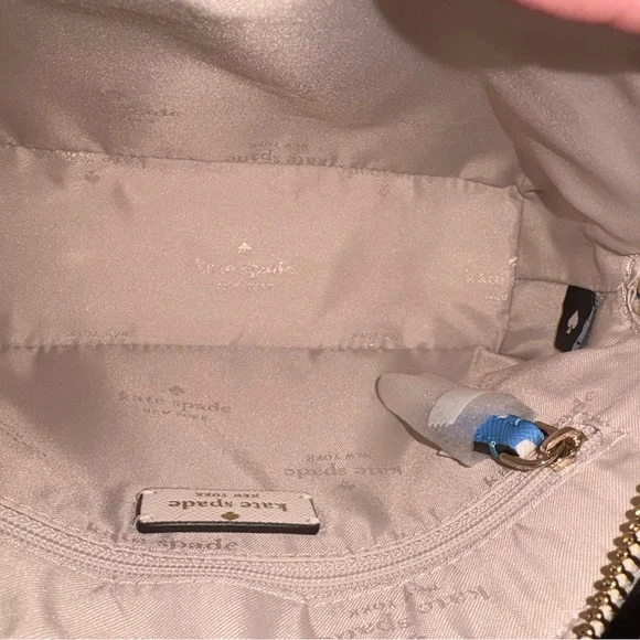 Kate Spade Cameron Hilli Charming Daisy Crossbody Bag NWT - Picture 5 of 9